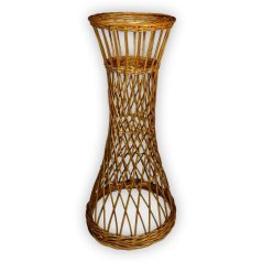 Woven flower stand in multiple sizes.