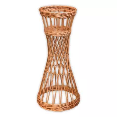 Woven flower stand in multiple sizes.