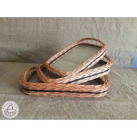 Angebot von Tabletts in verschiedenen Größen