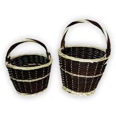 Flower pot with handles in several sizes
