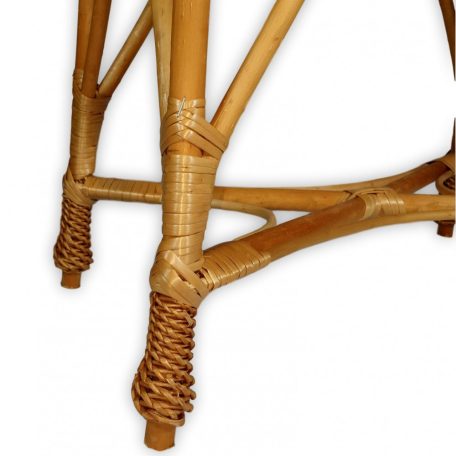 Fonott ovális asztal  (100x70x75cm)