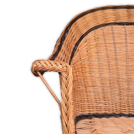 Fonott vessző fotel 