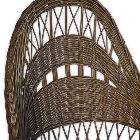 Fonott vessző fotel barna