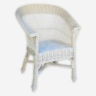 Fonott vessző fotel fehér színben