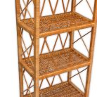 Weidengeflechtschrank